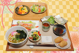 富士産業株式会社の食事の画像