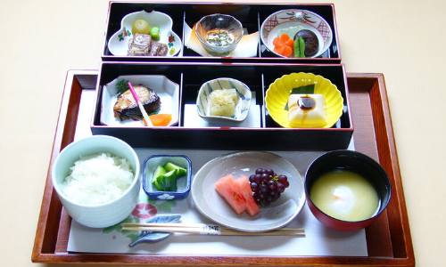 グランセスフードの食事の画像
