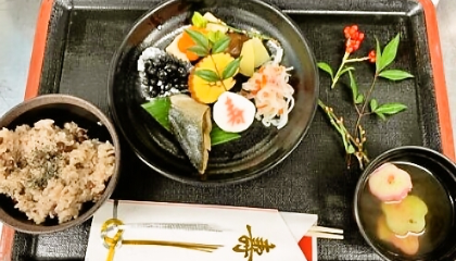 名阪食品の食事の画像